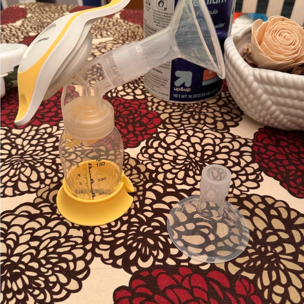 Medela Hand Breast Pump